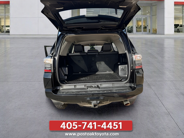 Used 2018 Toyota 4Runner SR5 Premium AWD/4WD image 36