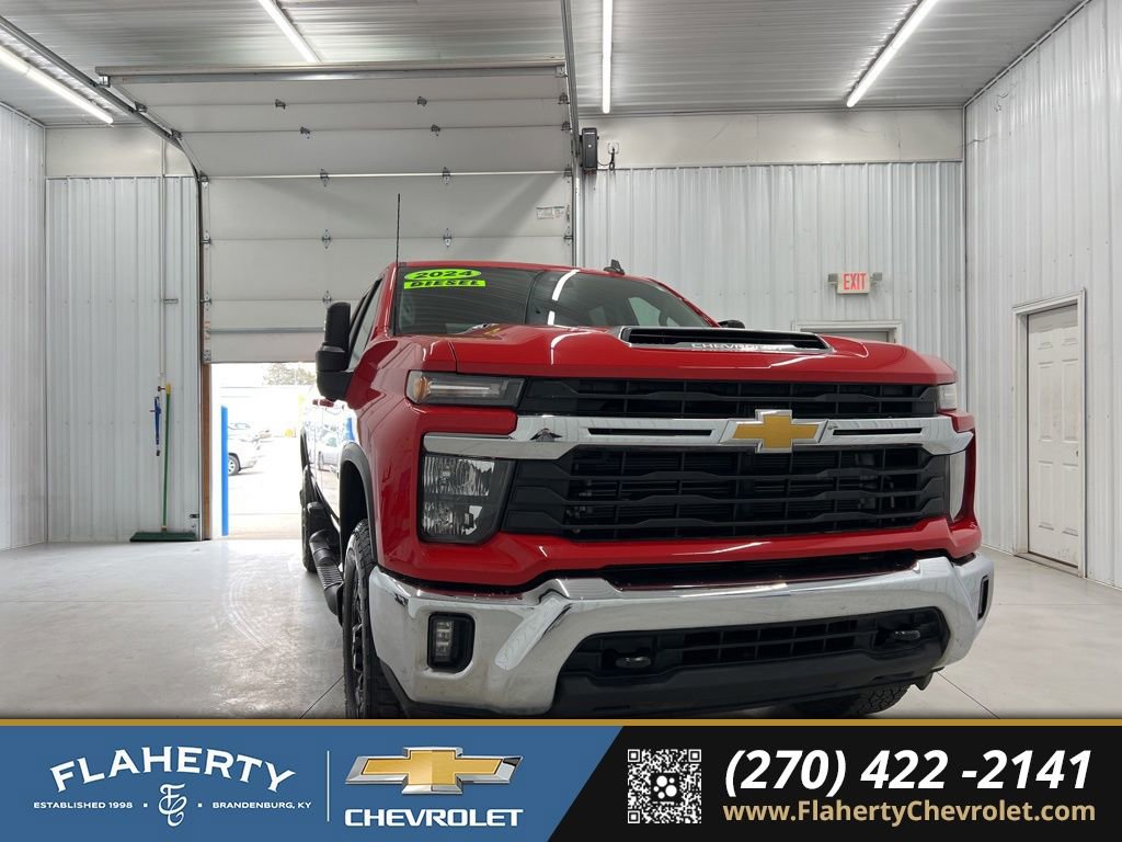 Used 2024 Chevrolet Silverado 3500 LT w/ Convenience Package image 1