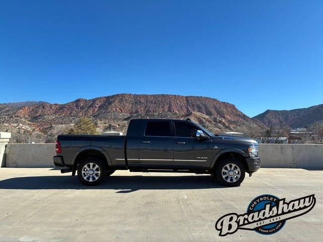 Used 2020 RAM 3500 Limited image 3