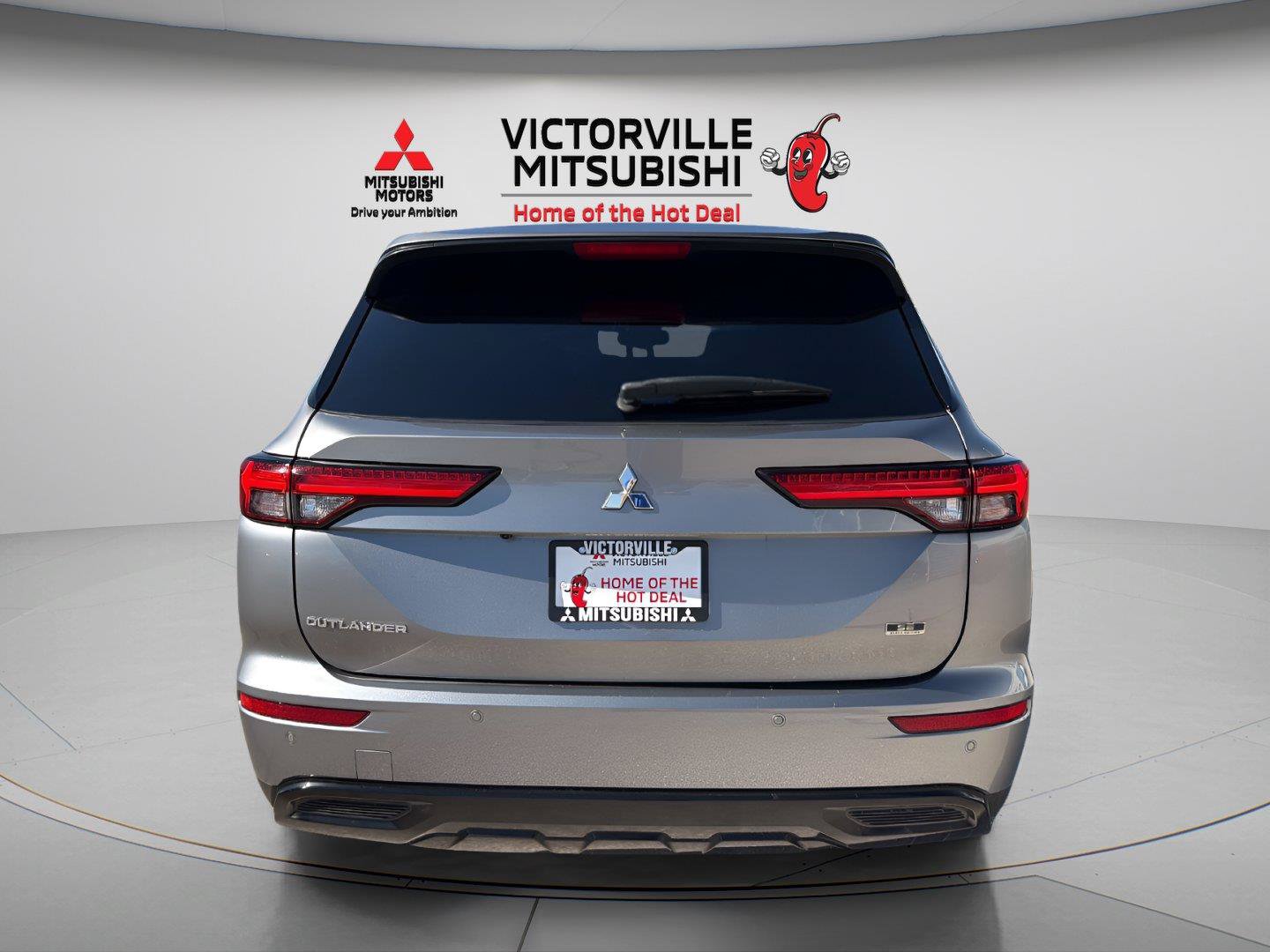 Used 2023 Mitsubishi Outlander SE Black Edition FWD image 6