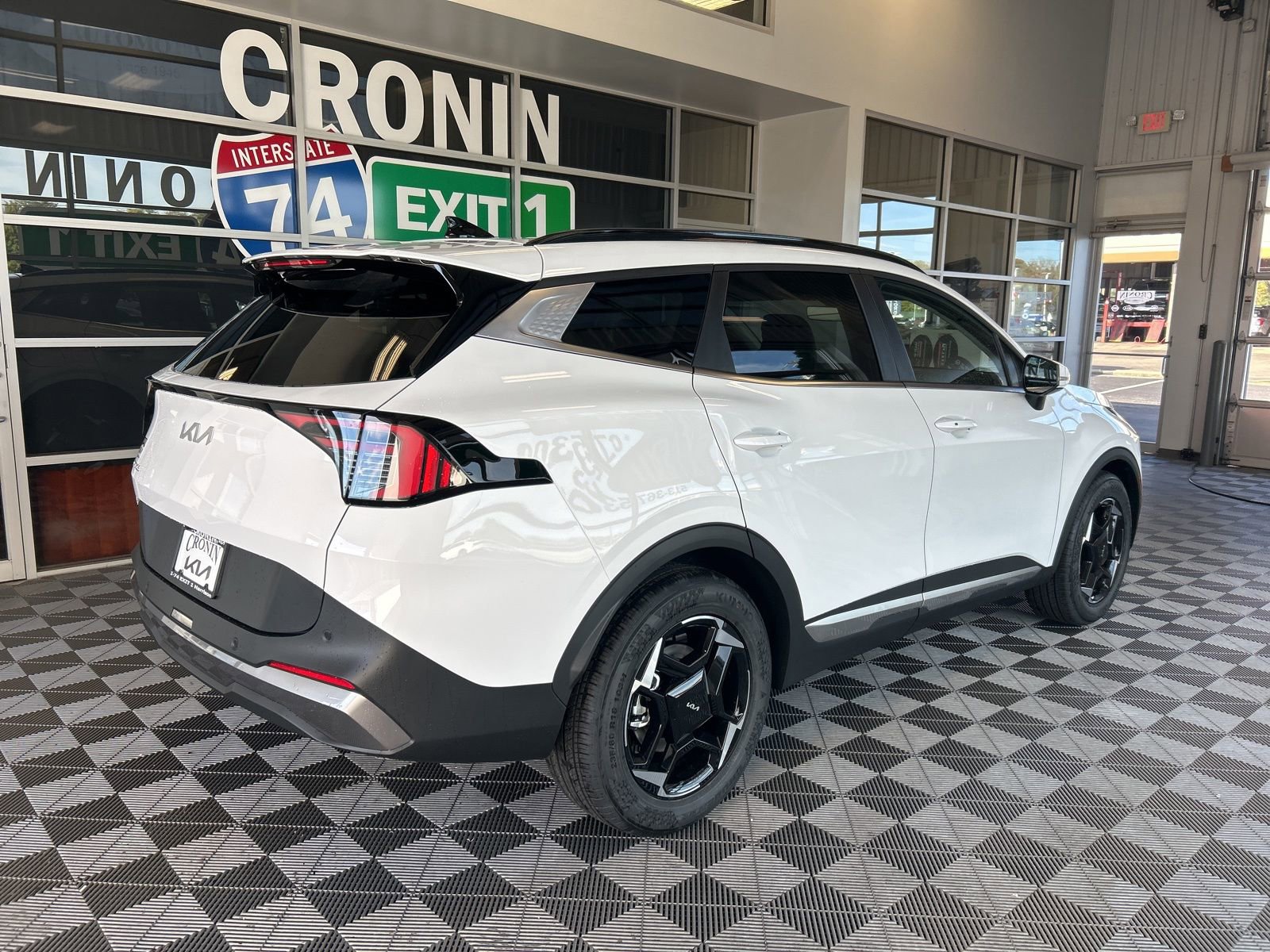 New 2026 Kia Sportage EX image 6