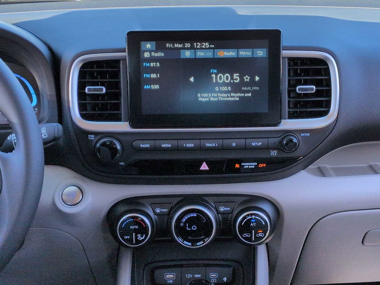 Certified 2026 Hyundai Venue SEL image 27