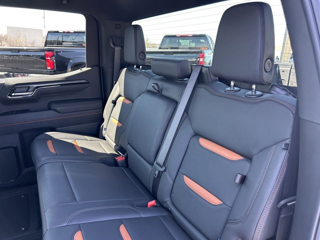 Used 2025 GMC Sierra 1500 AT4 AWD/4WD image 46