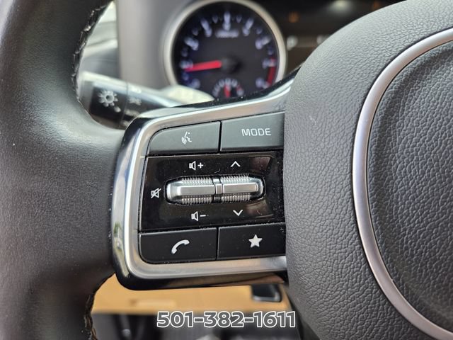 Used 2024 Kia Carnival LX FWD image 26