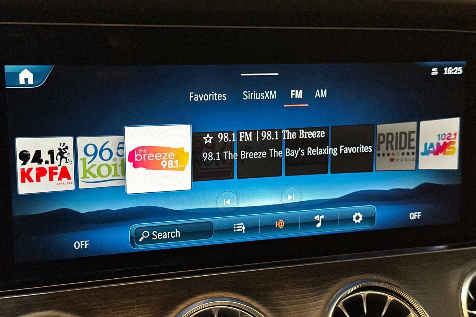 Certified 2024 Mercedes-Benz AMG GT 43 image 22