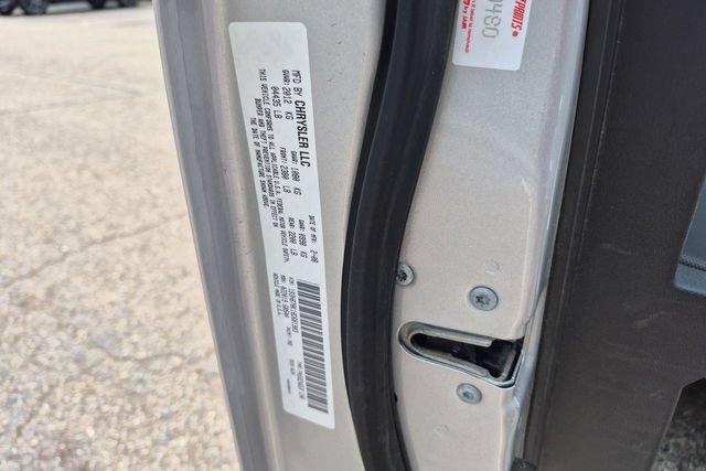Used 2008 Dodge Caliber R/T w/ Driver Convenience Group FWD image 25