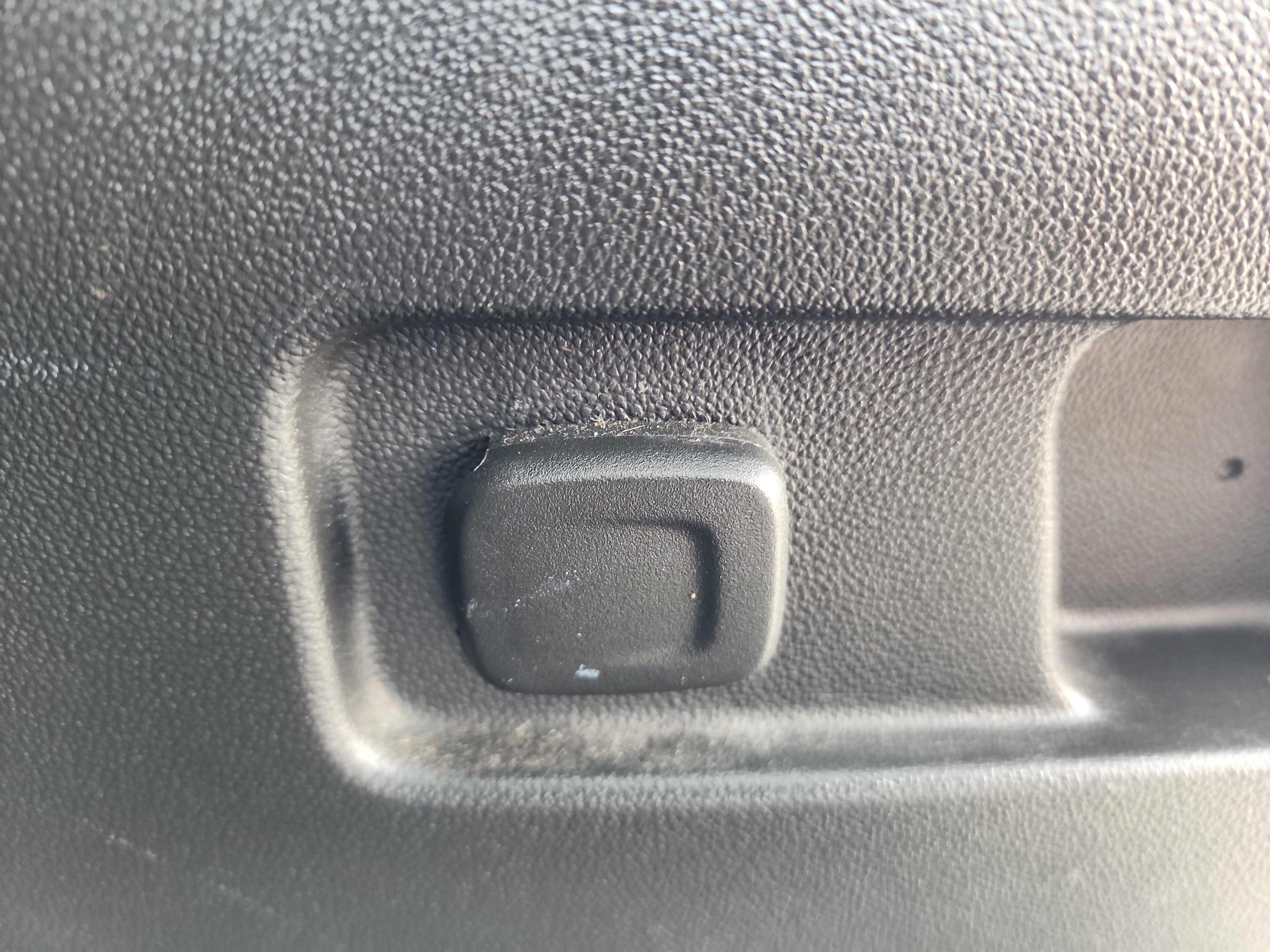 Used 2020 GMC Acadia SLT image 32