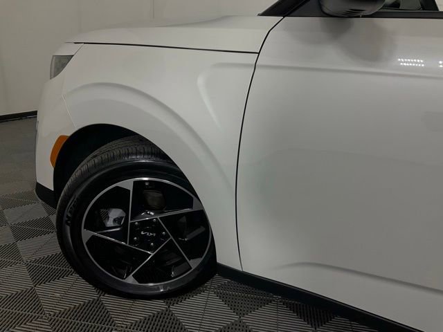 Used 2025 Kia Soul EX FWD image 37