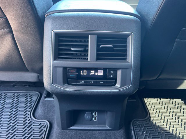 Used 2019 Volkswagen Atlas SE w/ Towing Package AWD/4WD image 16
