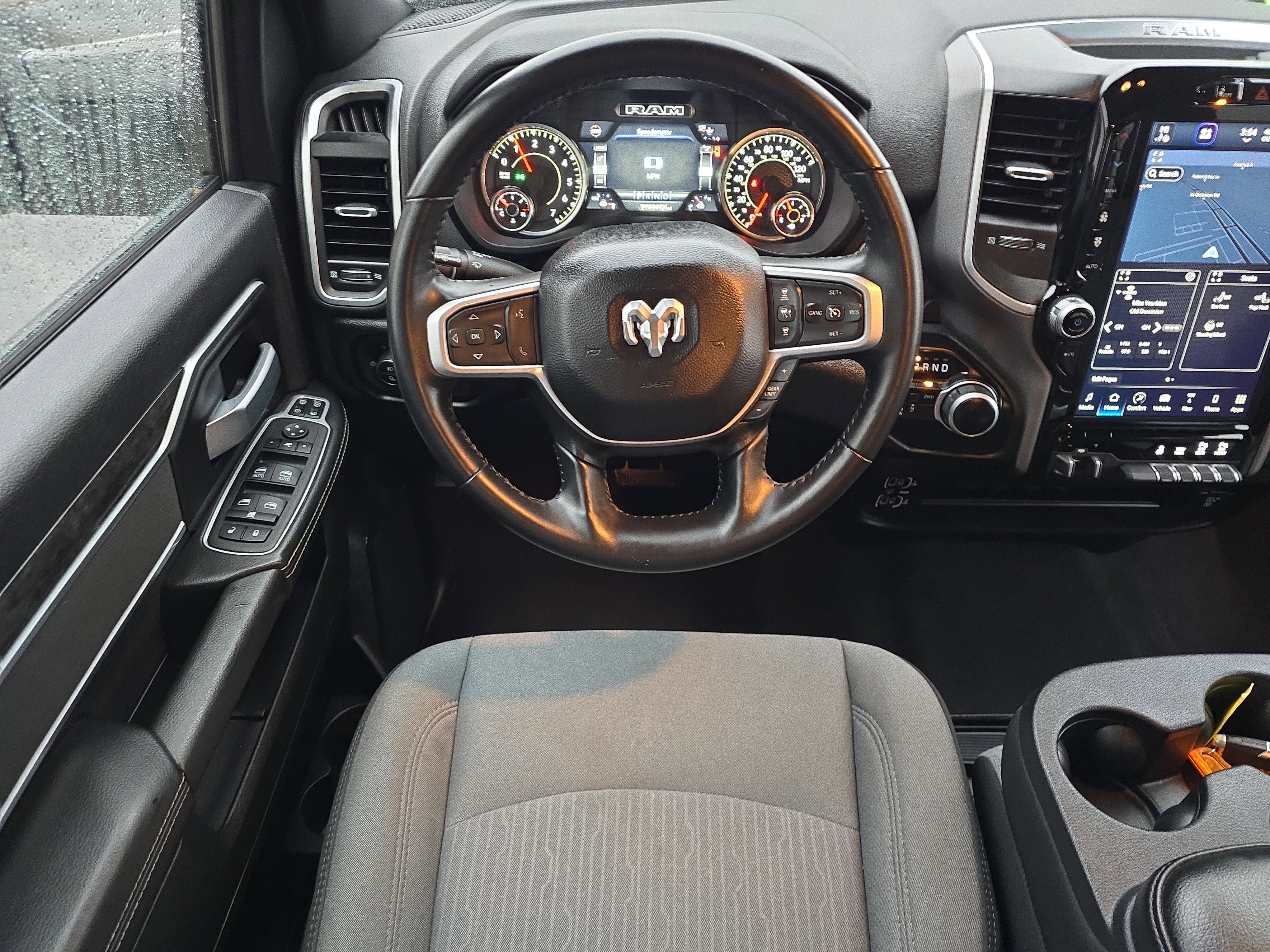 Used 2024 RAM 2500 Big Horn w/ Safety Group image 22