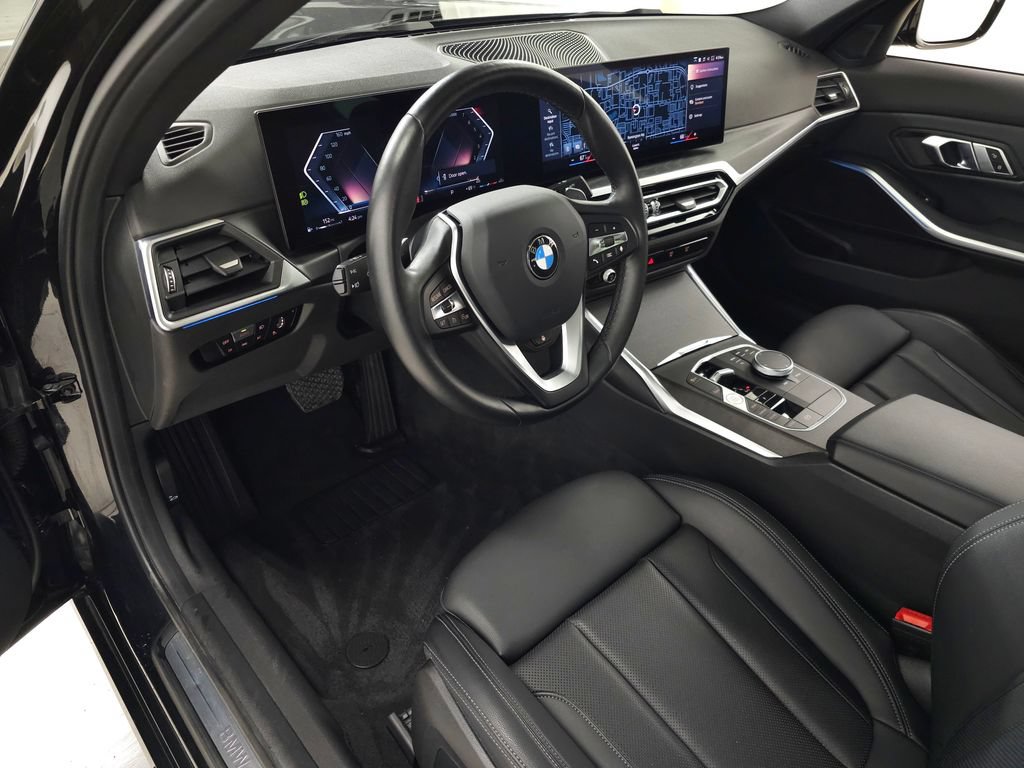 Used 2023 BMW 330i xDrive Sedan AWD/4WD image 15