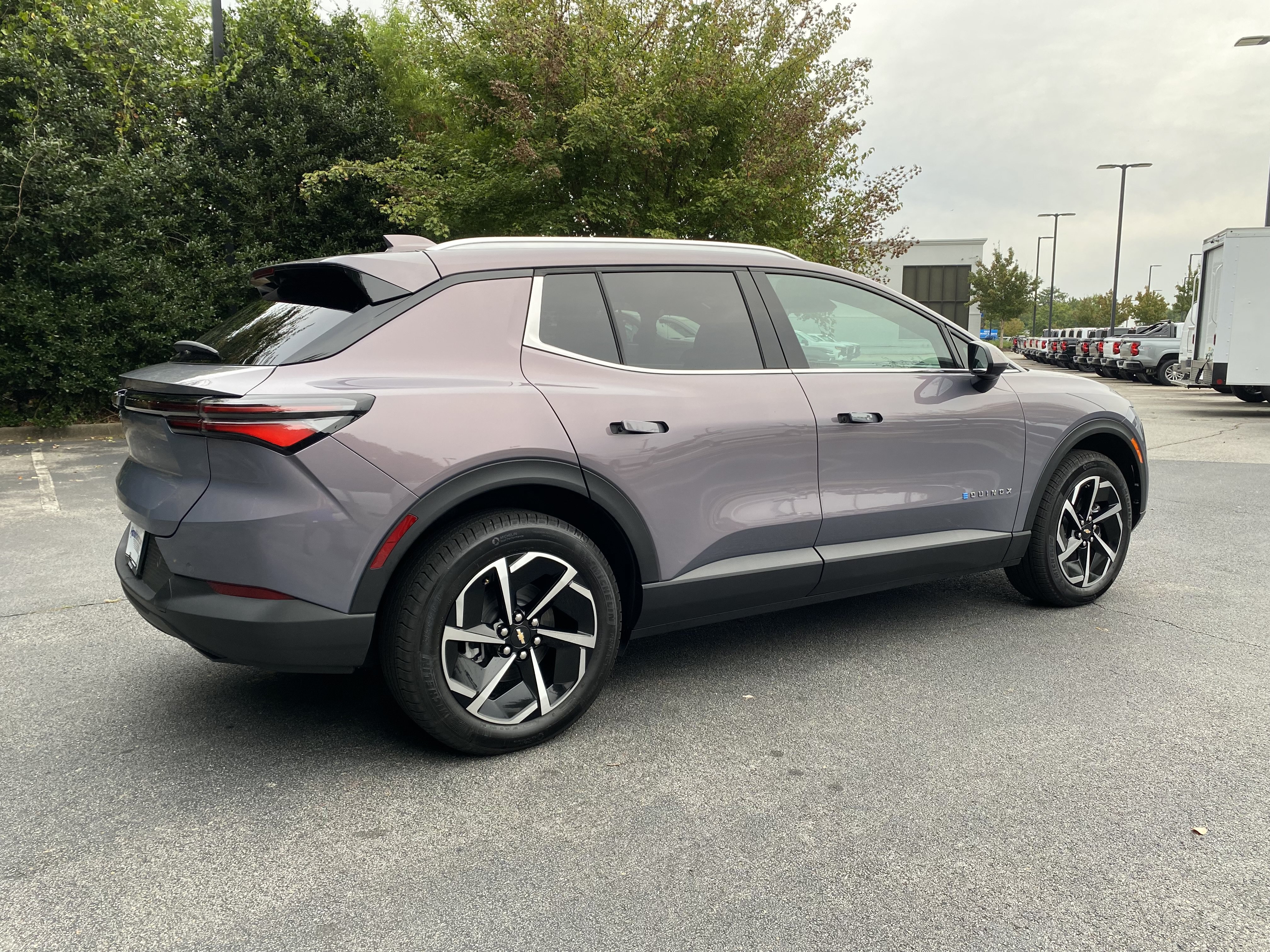 New 2026 Chevrolet Equinox EV LT AWD/4WD image 9