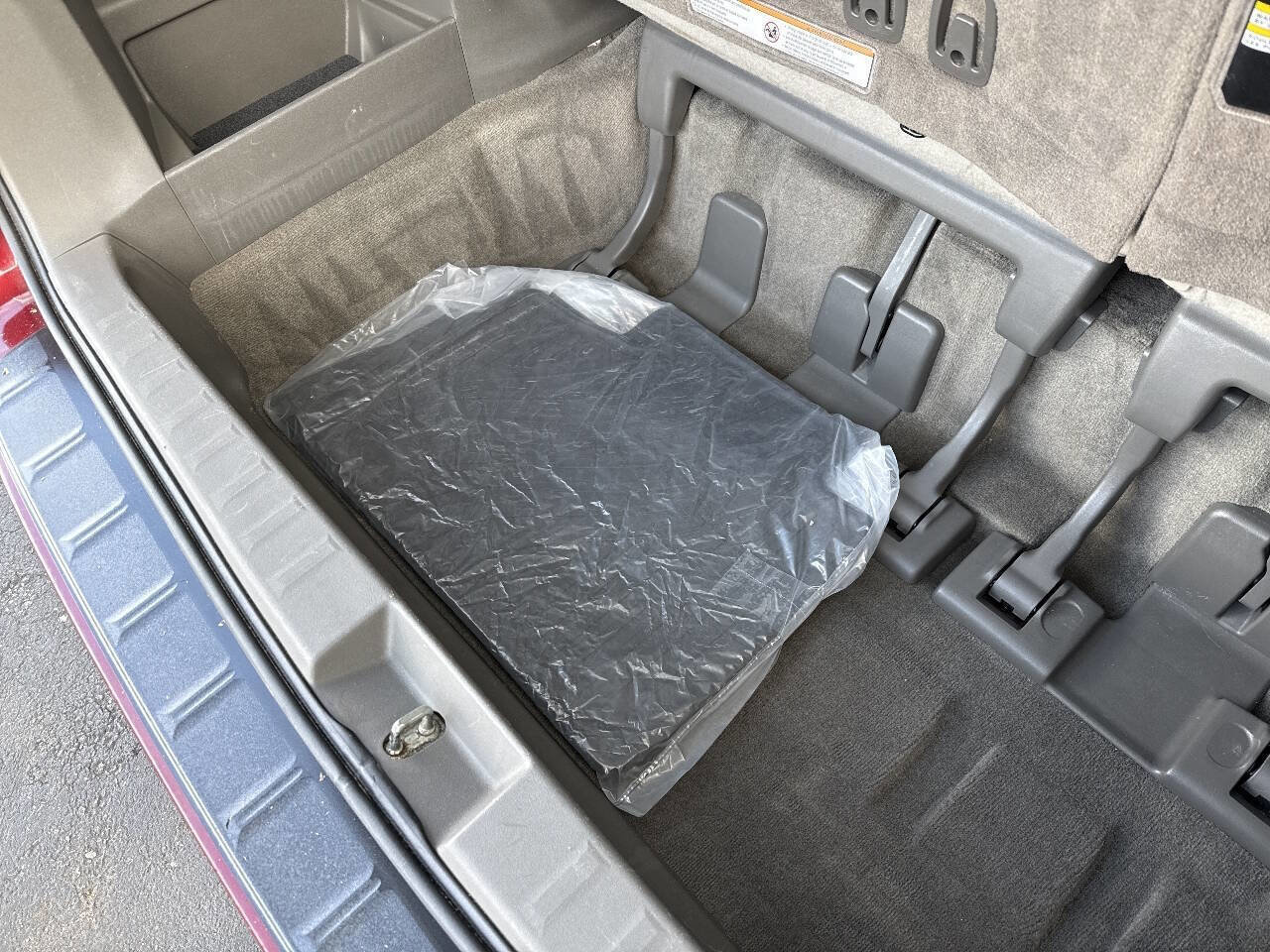 Used 2015 Toyota Sienna image 55