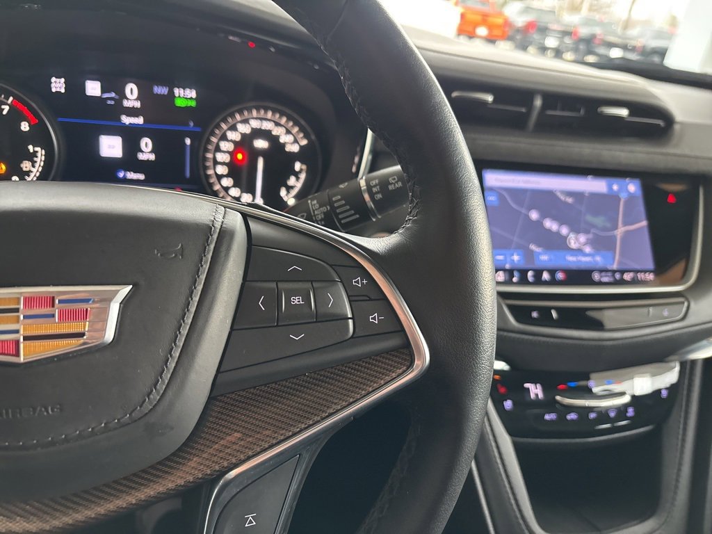 Used 2022 Cadillac XT5 Premium Luxury image 15