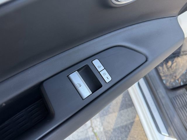 Used 2023 Genesis GV80 2.5T w/ Prestige 20" Package image 24