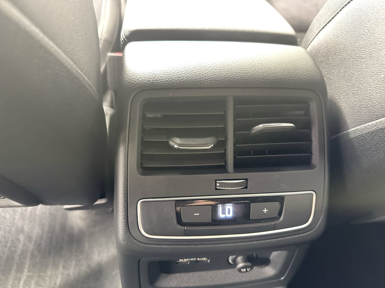 Used 2023 Audi A4 2.0T Premium Plus AWD/4WD image 19