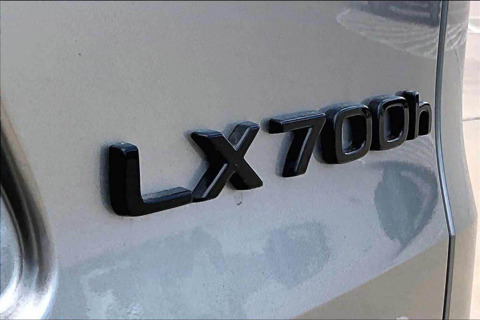 New 2026 Lexus LX 700h Luxury AWD/4WD image 7