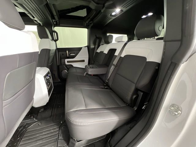 Used 2025 GMC Hummer EV 3X image 26
