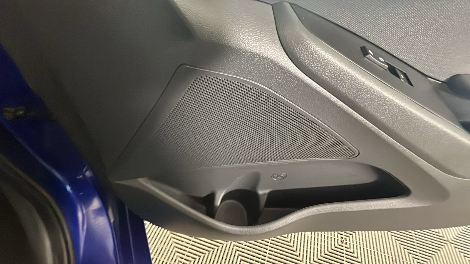 Used 2019 Hyundai Ioniq Electric FWD image 36