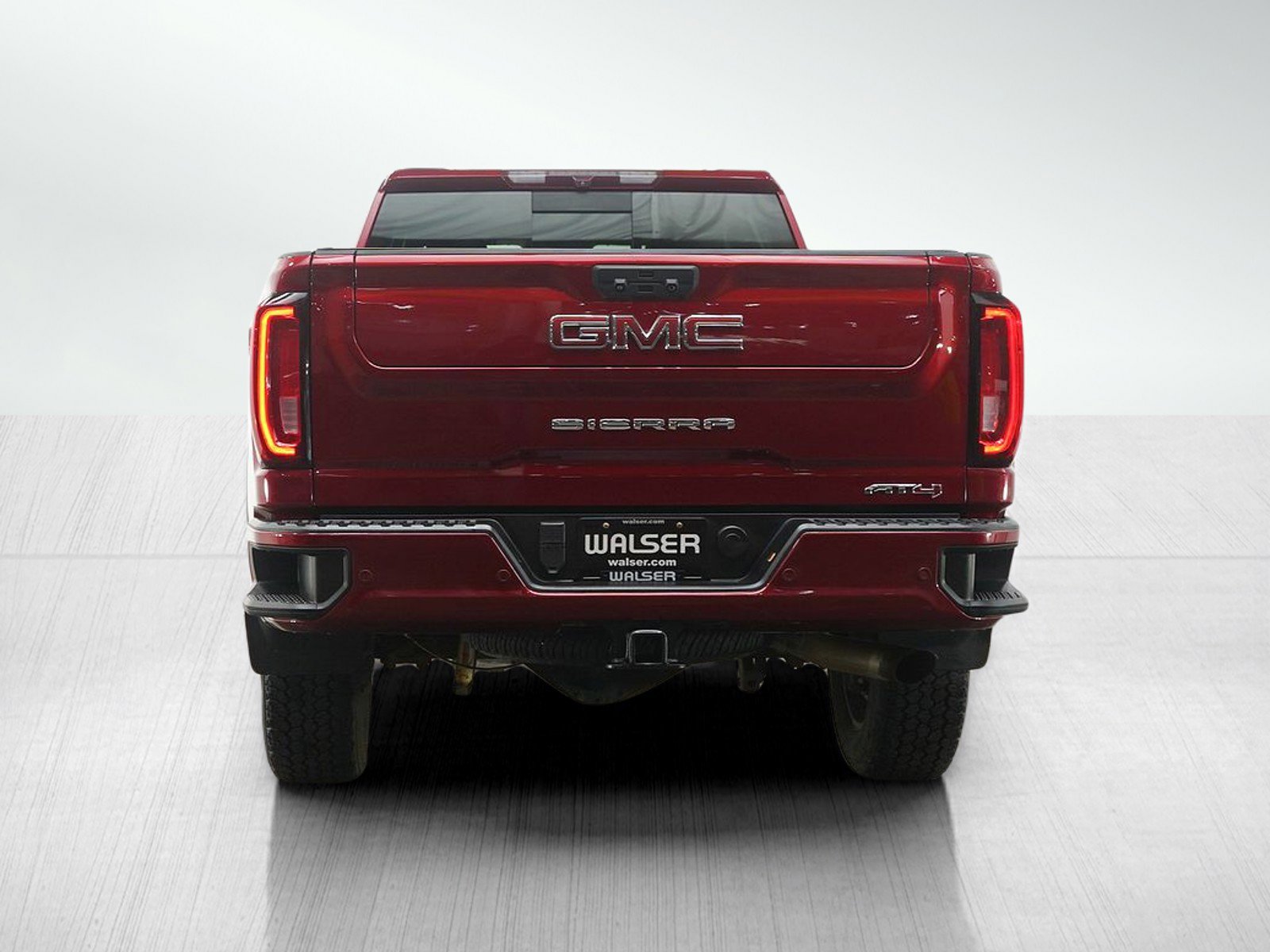 Used 2021 GMC Sierra 2500 AT4 w/ AT4 Preferred Package AWD/4WD image 4