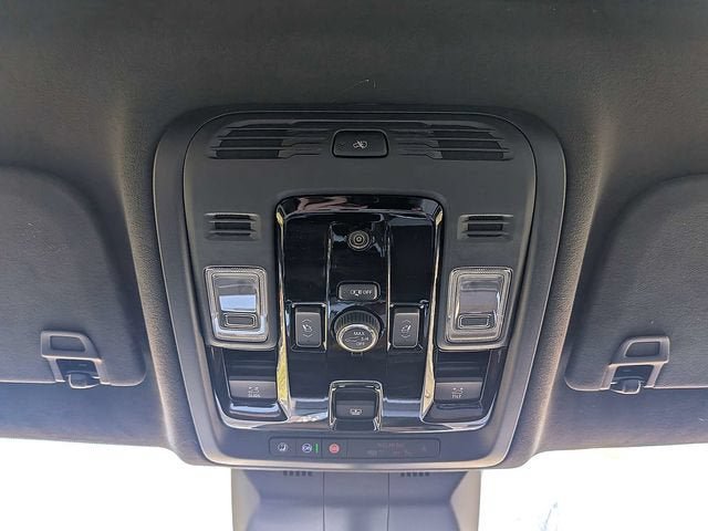 New 2026 Cadillac Escalade ESV Platinum Sport w/ LPO, ONYX Package AWD/4WD image 28