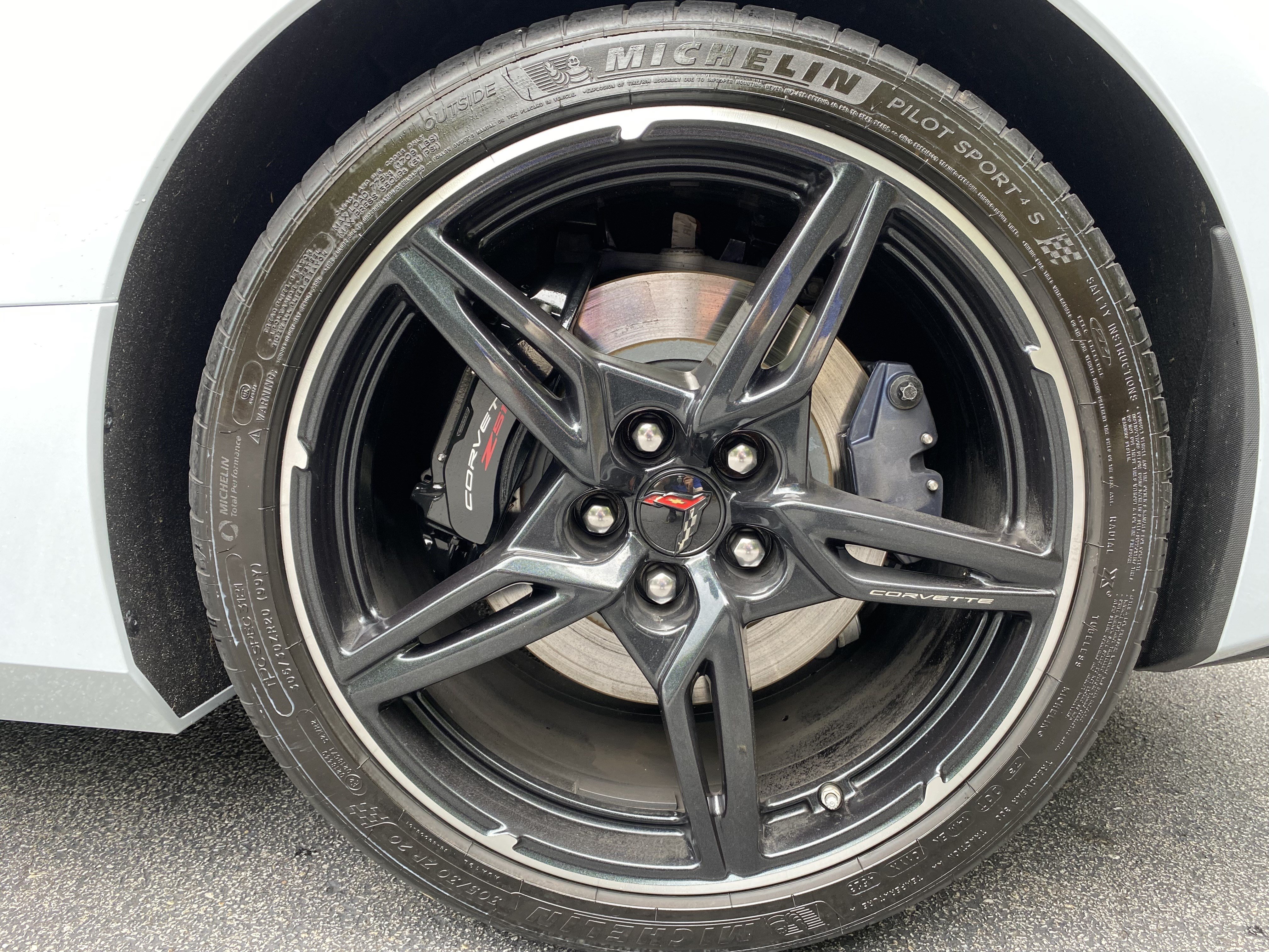 Used 2024 Chevrolet Corvette Stingray Coupe w/ Z51 Performance Package RWD image 41