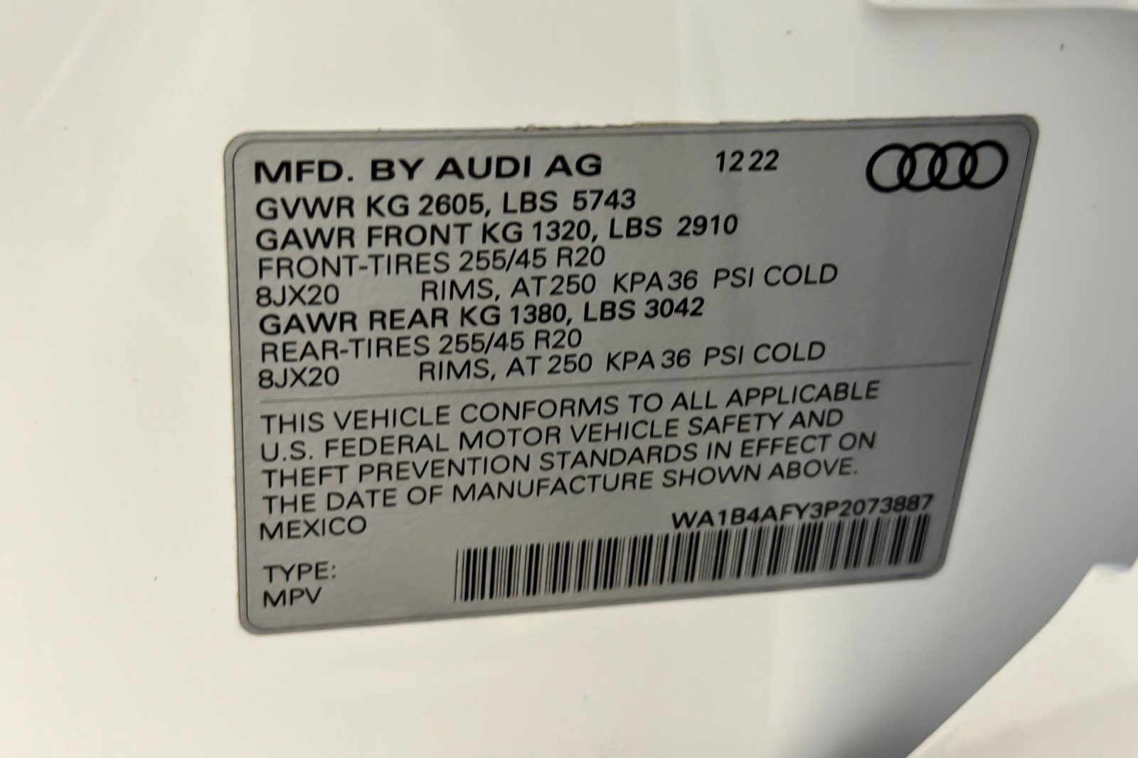 Used 2023 Audi SQ5 Premium Plus w/ Premium Plus Package image 28