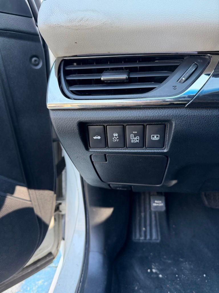 Used 2015 Toyota Avalon Limited image 13