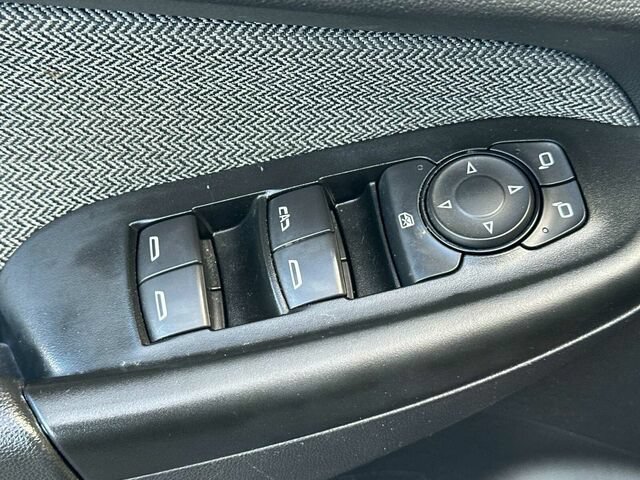 Used 2021 Chevrolet TrailBlazer LT w/ Convenience Package AWD/4WD image 13
