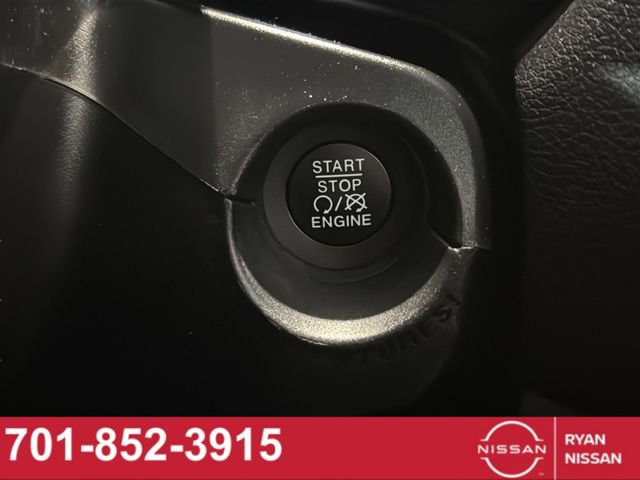 Used 2016 Jeep Renegade Trailhawk w/ Premium Trailhawk Package image 32