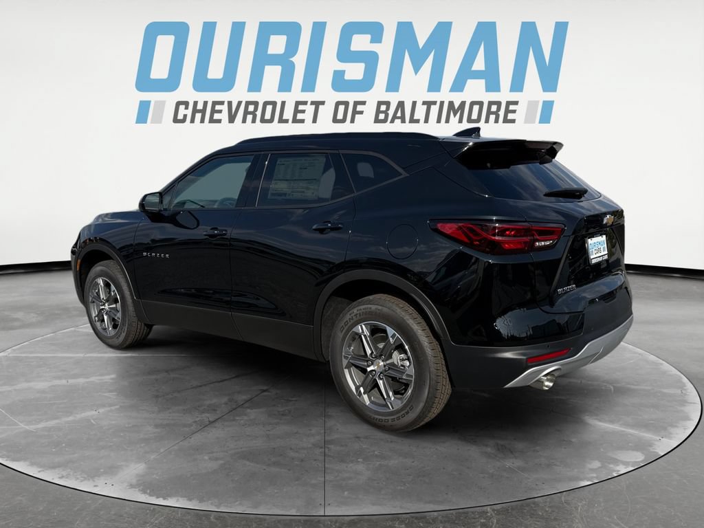 New 2026 Chevrolet Blazer LT w/ Convenience Package FWD image 4