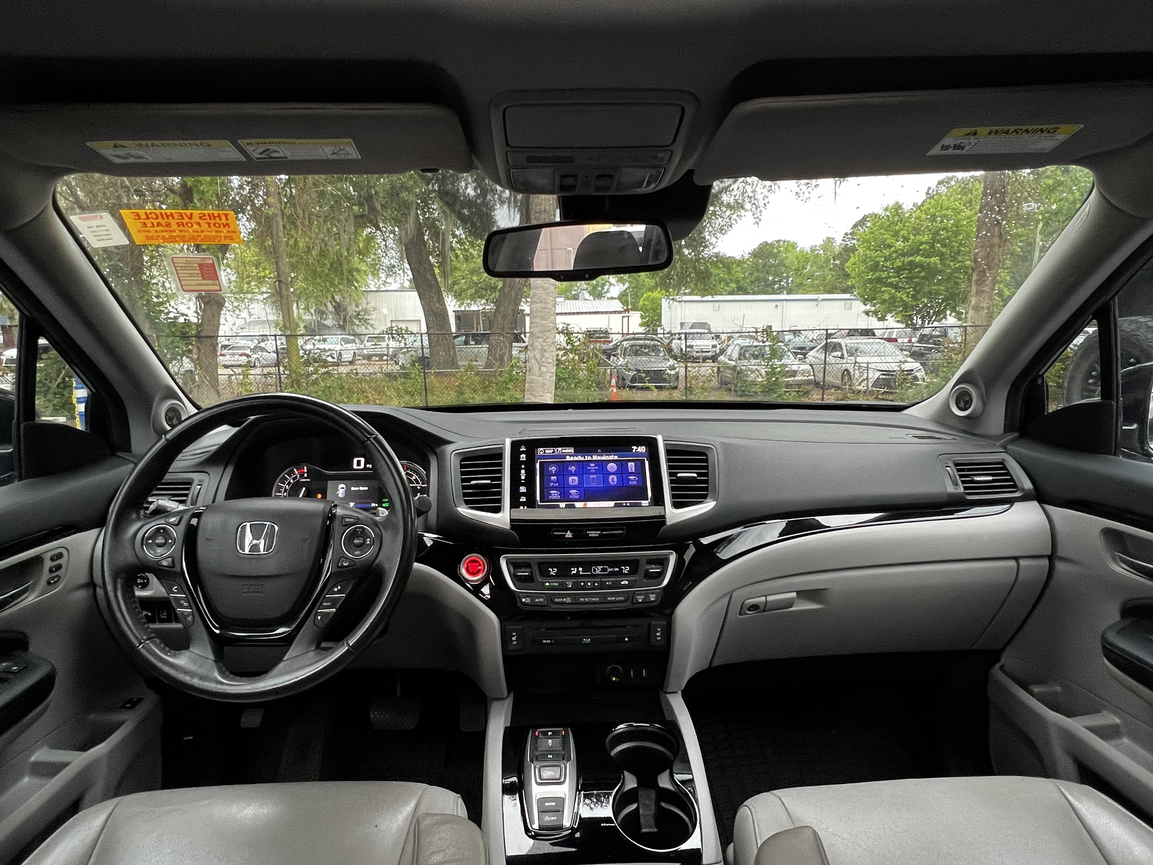 Used 2017 Honda Pilot Touring image 36