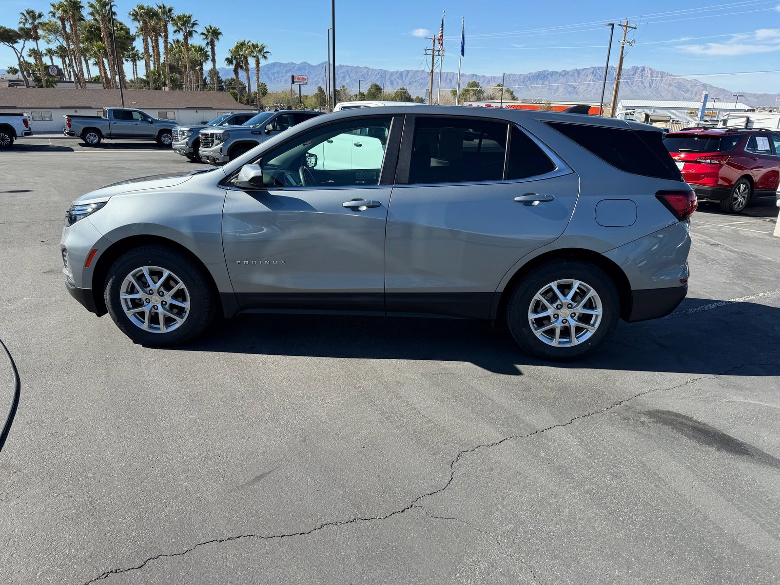 Used 2024 Chevrolet Equinox LT image 6