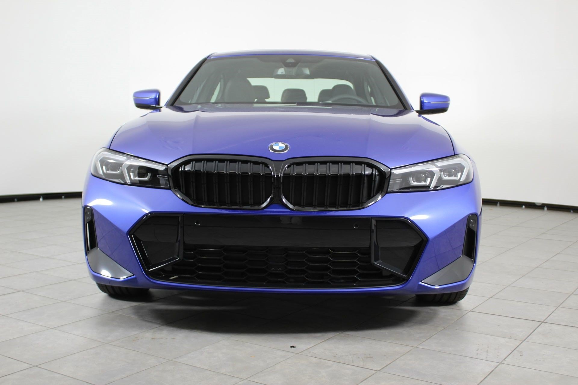 New 2026 BMW 330i Sedan w/ M Sport Package RWD image 6