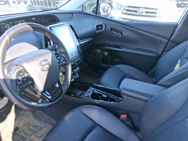 Used 2021 Toyota Prius Prime Limited FWD image 12
