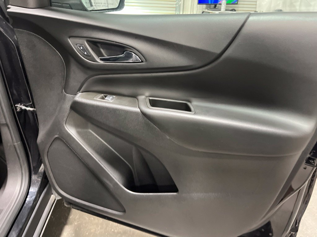 Used 2024 Chevrolet Equinox LT AWD/4WD image 10