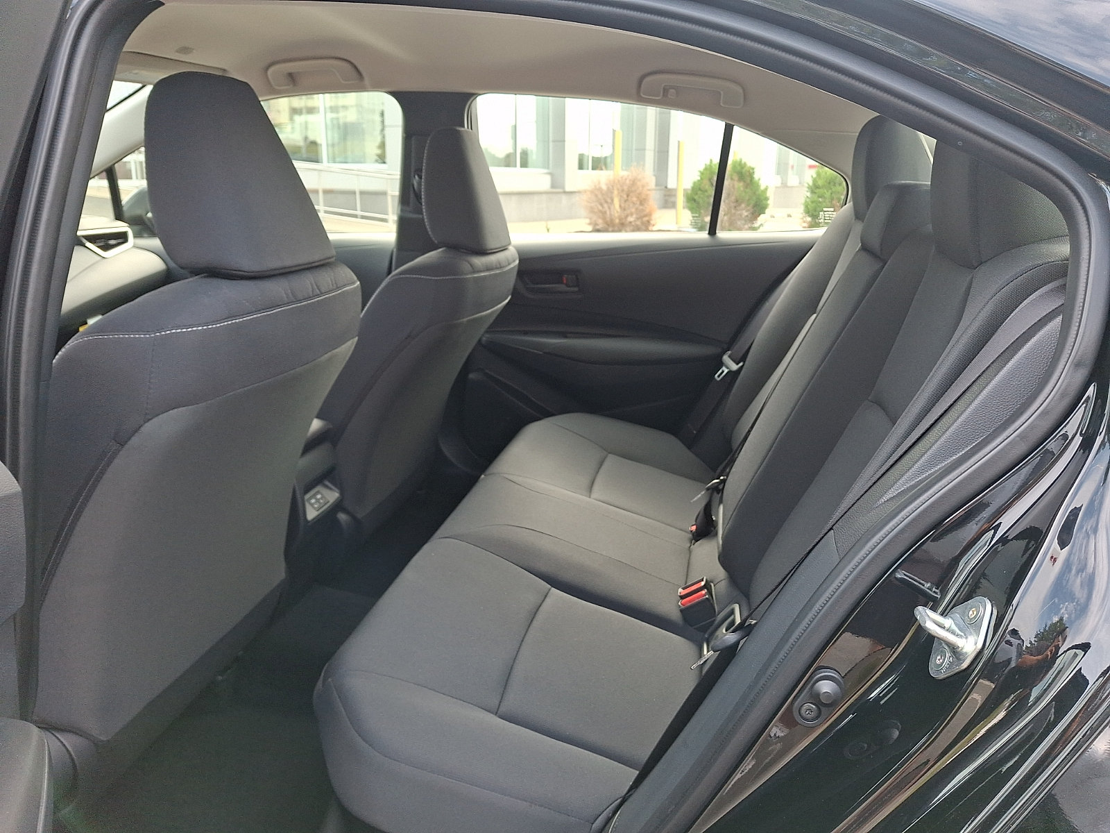 Certified 2025 Toyota Corolla LE AWD/4WD image 10