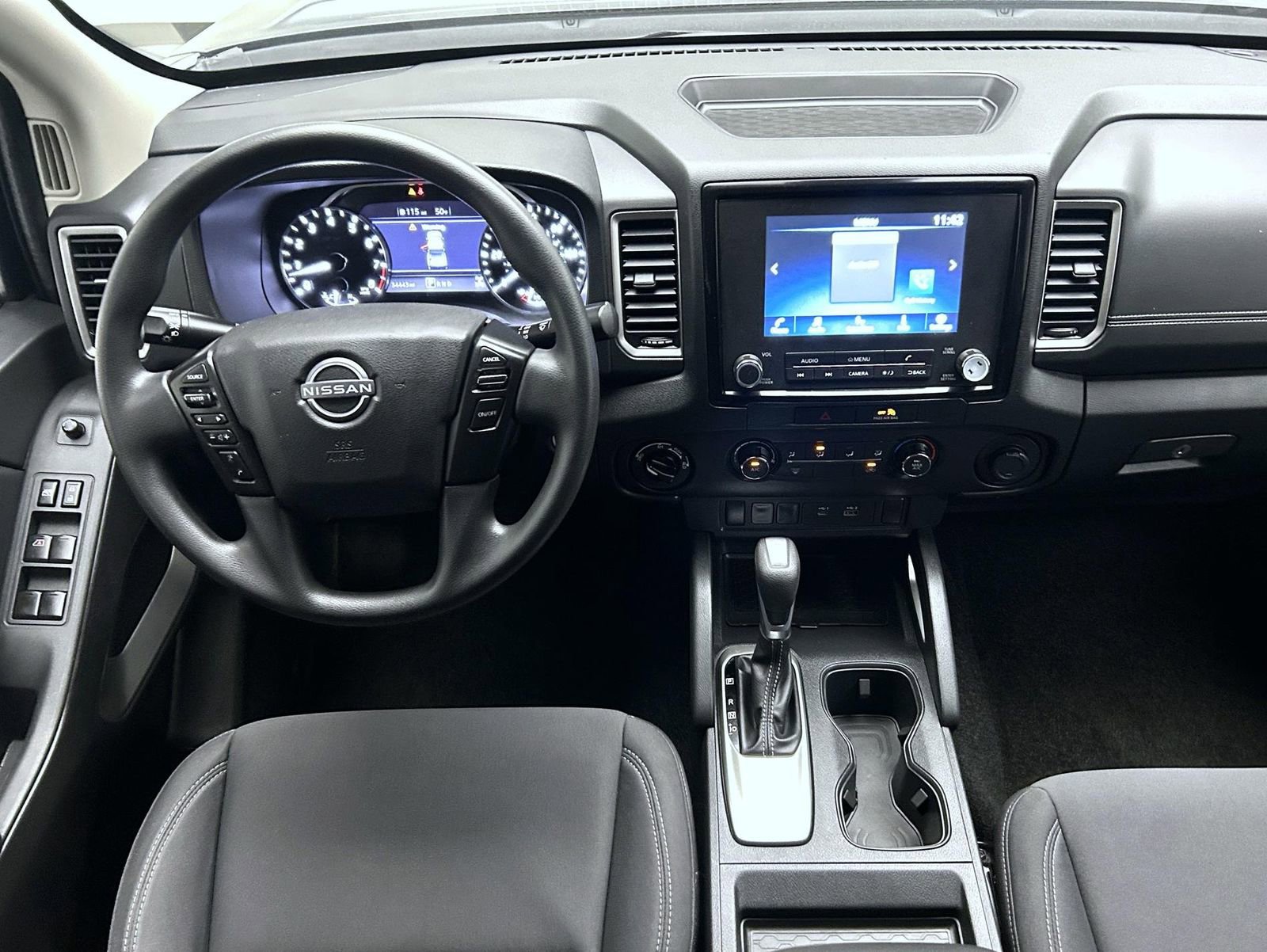 Used 2022 Nissan Frontier SV image 14