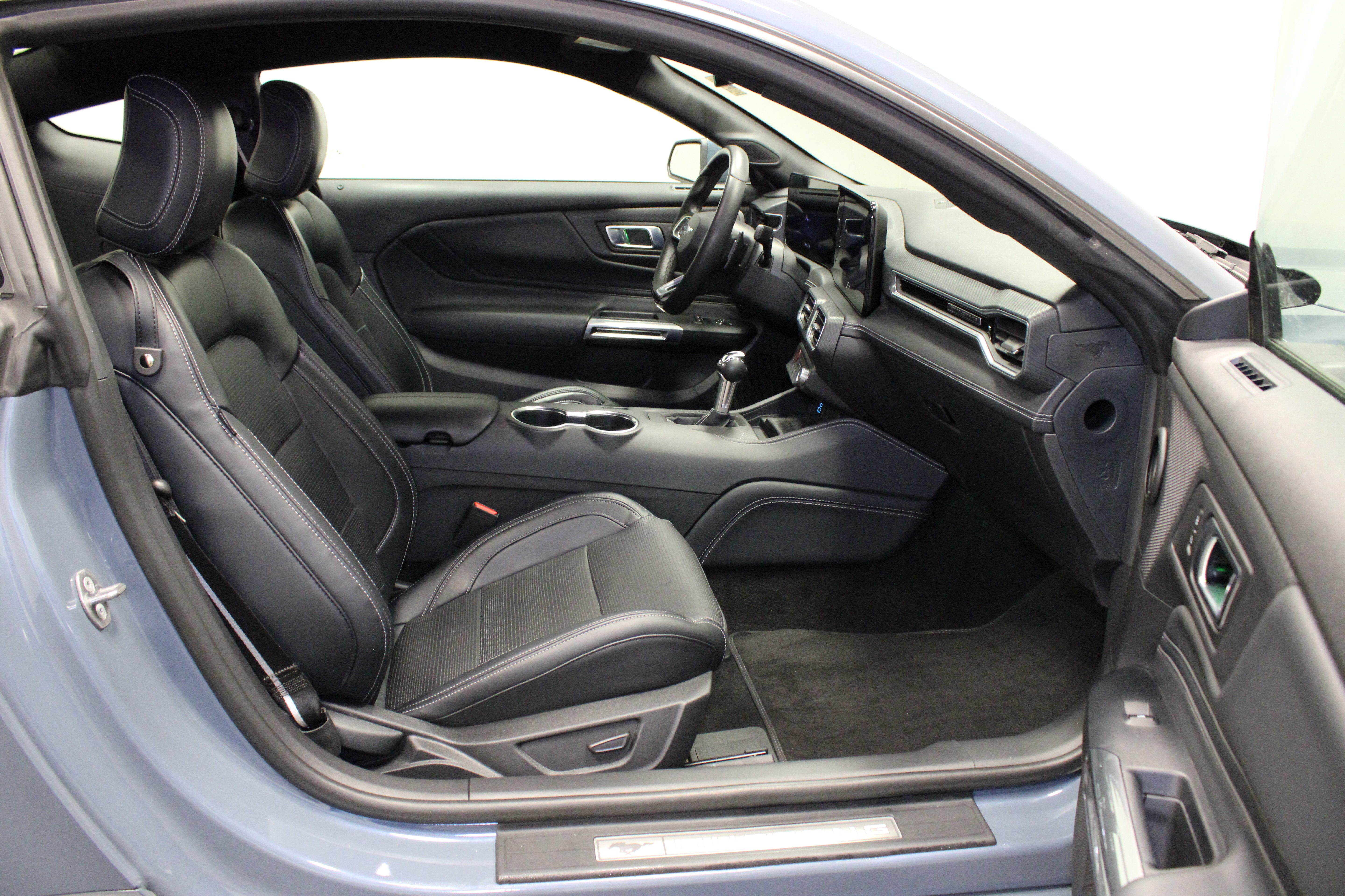 Used 2024 Ford Mustang GT Premium RWD image 13