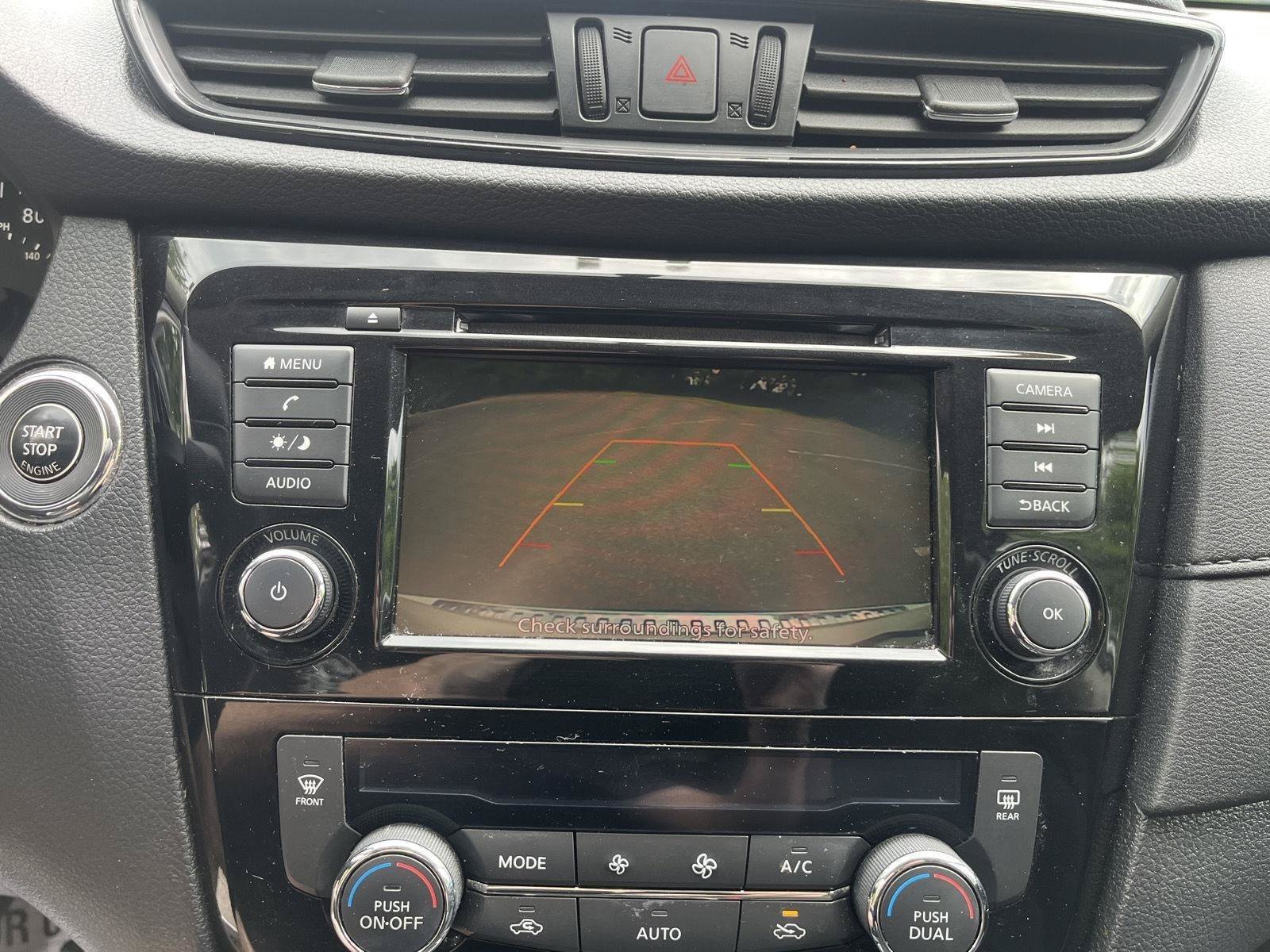 Used 2018 Nissan Rogue SV AWD/4WD image 25
