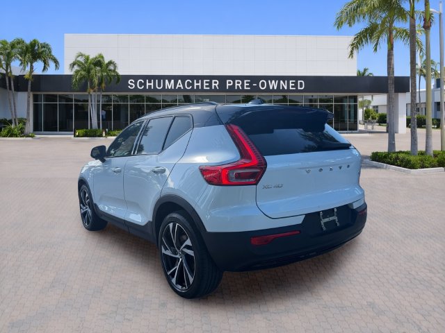 Used 2021 Volvo XC40 T5 R-Design w/ Protection Package Premier AWD/4WD image 5