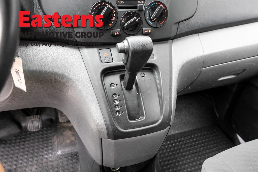 Used 2019 Nissan NV200 SV FWD image 12
