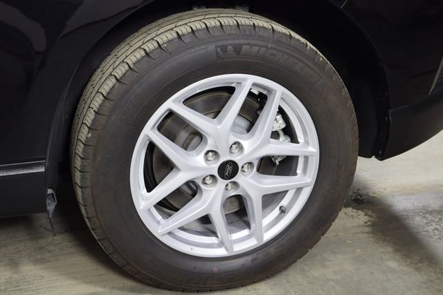 Used 2024 Ford Edge SEL image 37