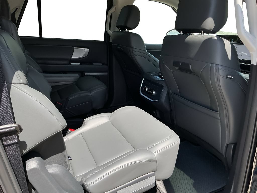 New 2026 Ford Expedition Max Active RWD image 26