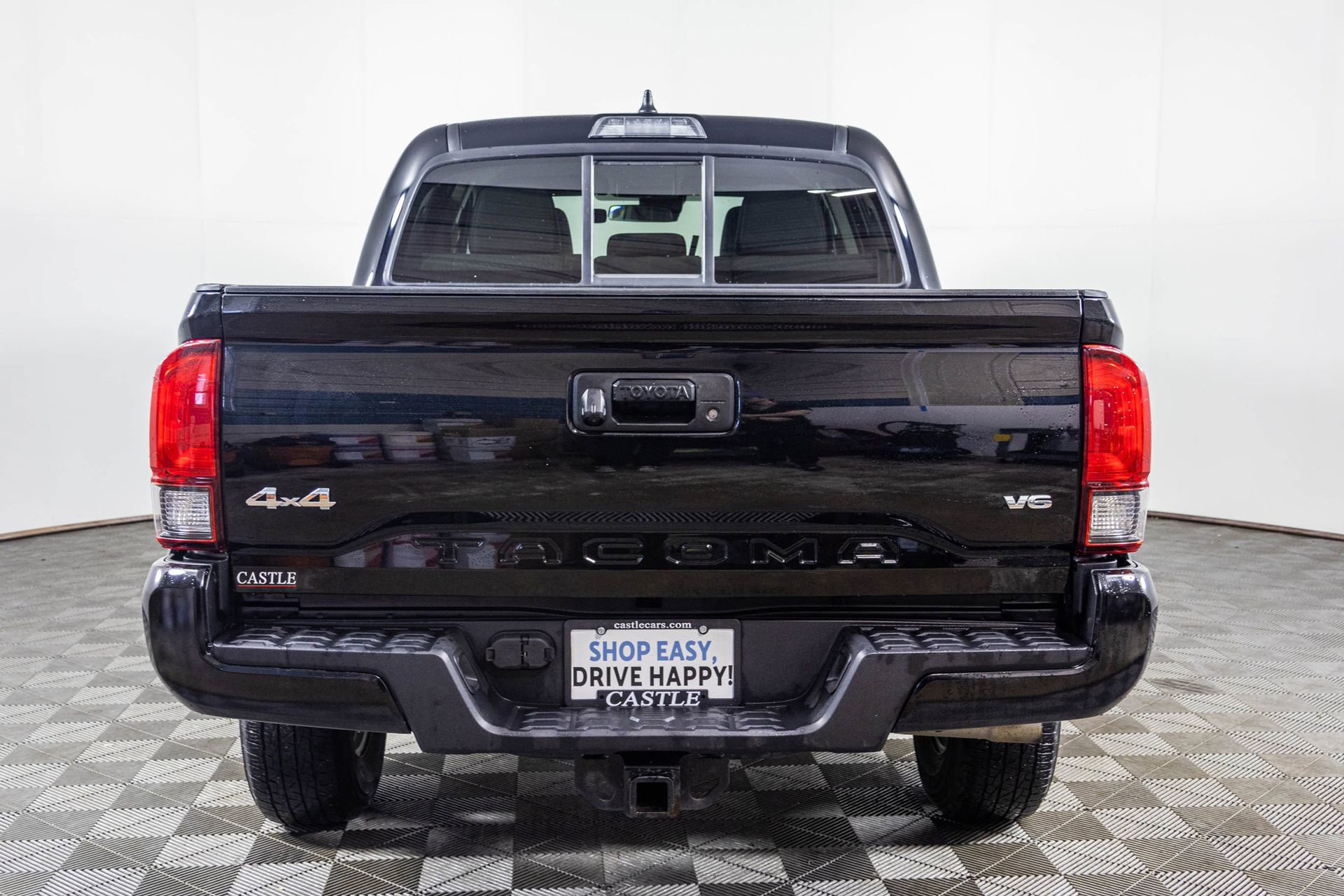Used 2023 Toyota Tacoma SR AWD/4WD image 14