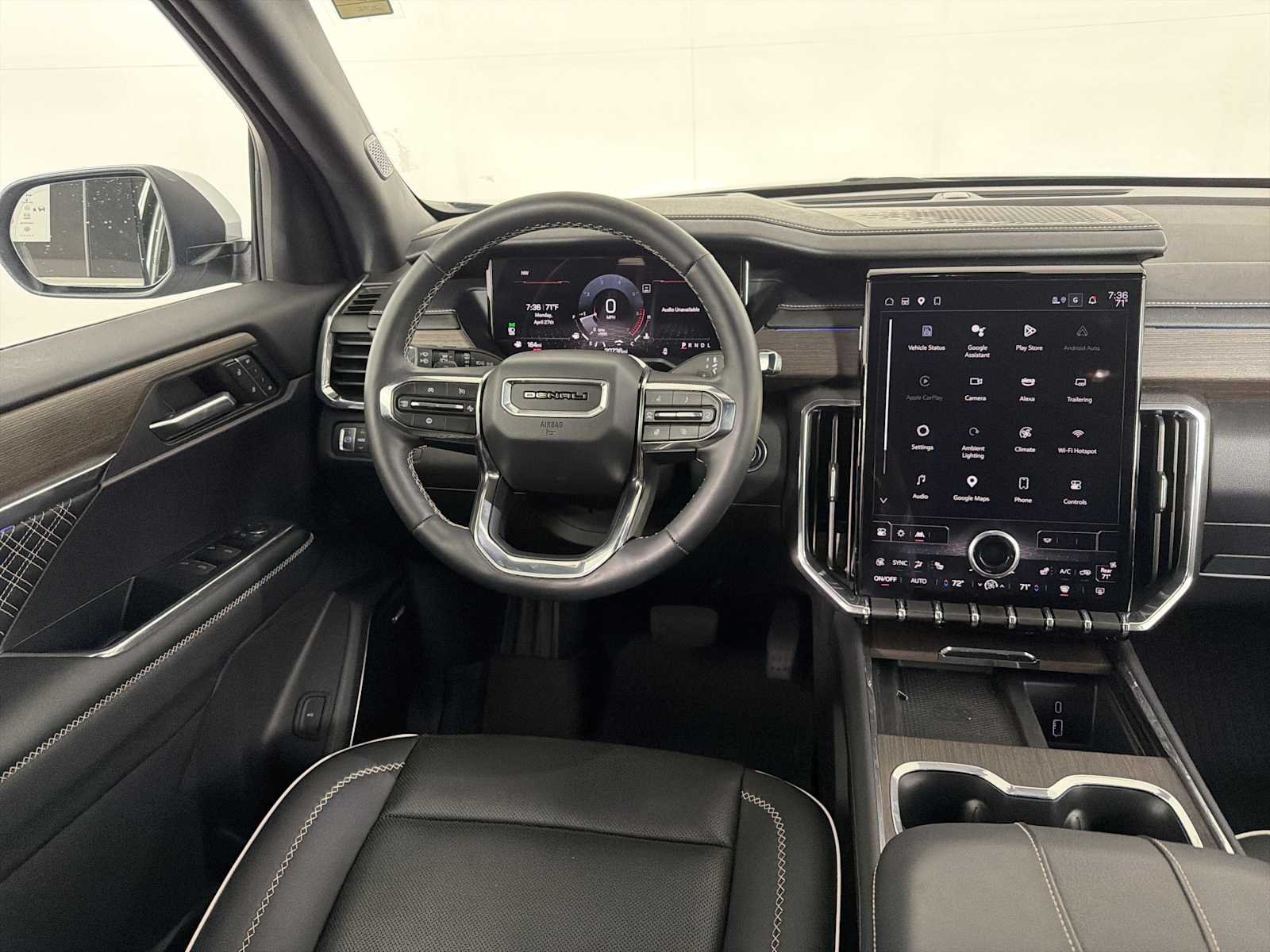 Used 2024 GMC Acadia Denali FWD image 24