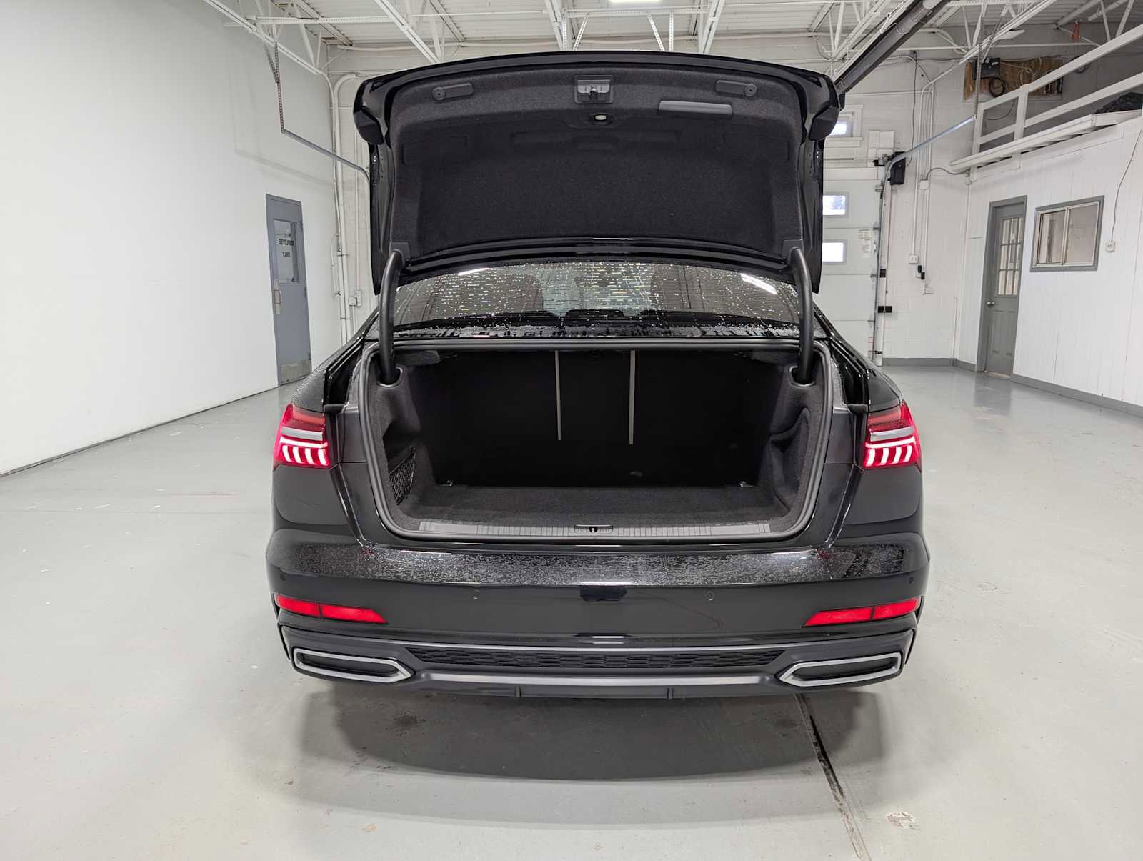 Used 2021 Audi A6 Premium w/ Convenience Package image 39