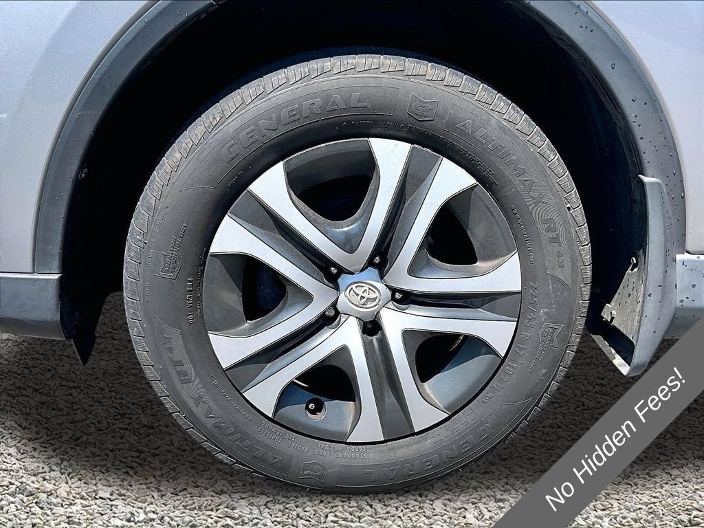 Used 2018 Toyota RAV4 LE w/ All Weather Liner Package AWD/4WD image 9