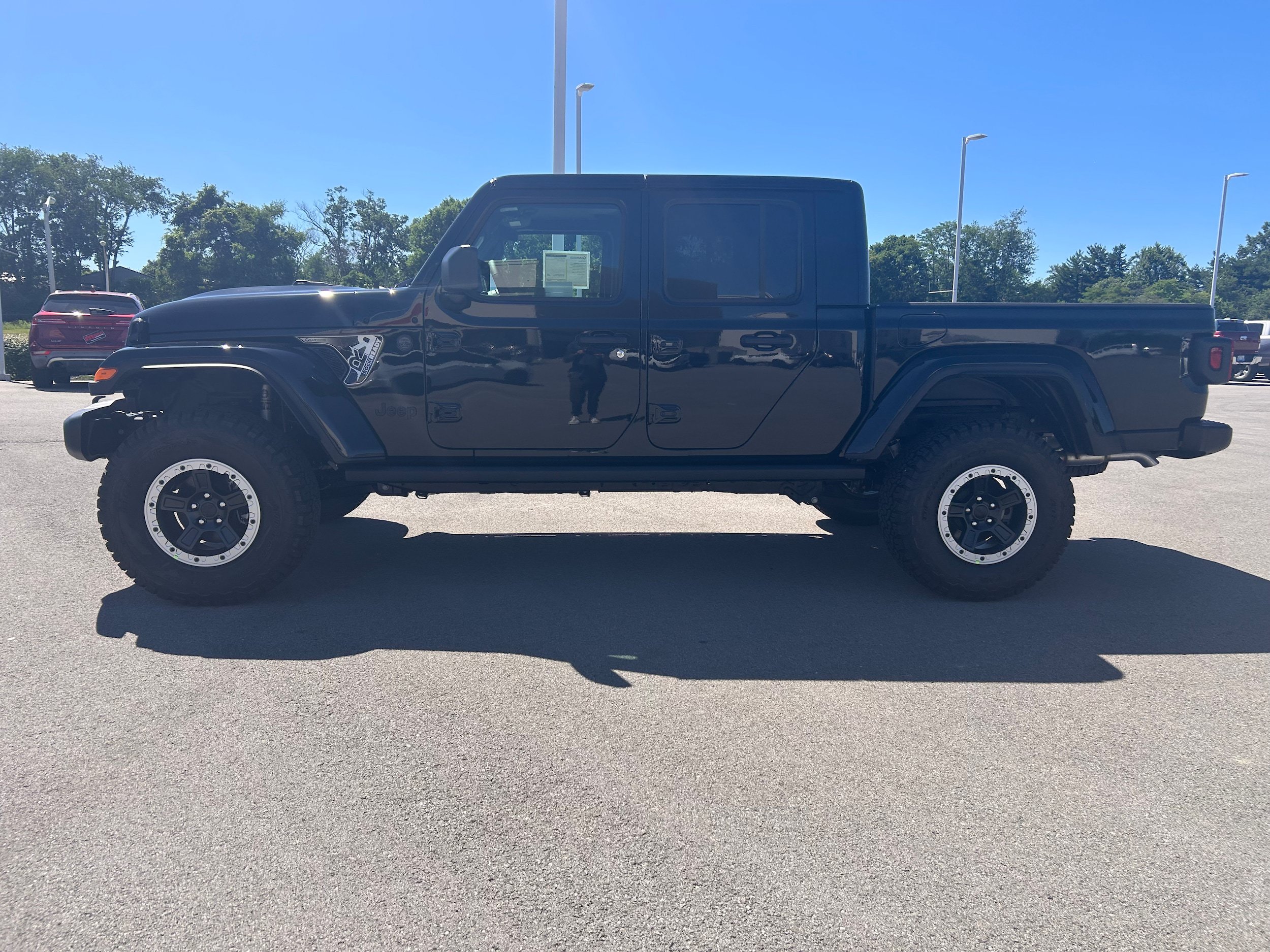 New 2026 Jeep Gladiator Sport AWD/4WD image 6