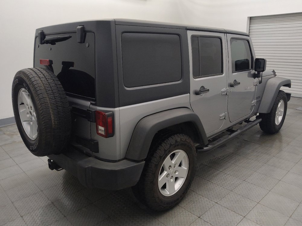 Used 2018 Jeep Wrangler Unlimited Sport S AWD/4WD image 9